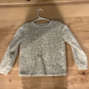 CUTE LITTLE HOODIE WITHOUT HOOD